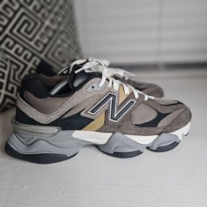 New Balance 9060 Sneakers
